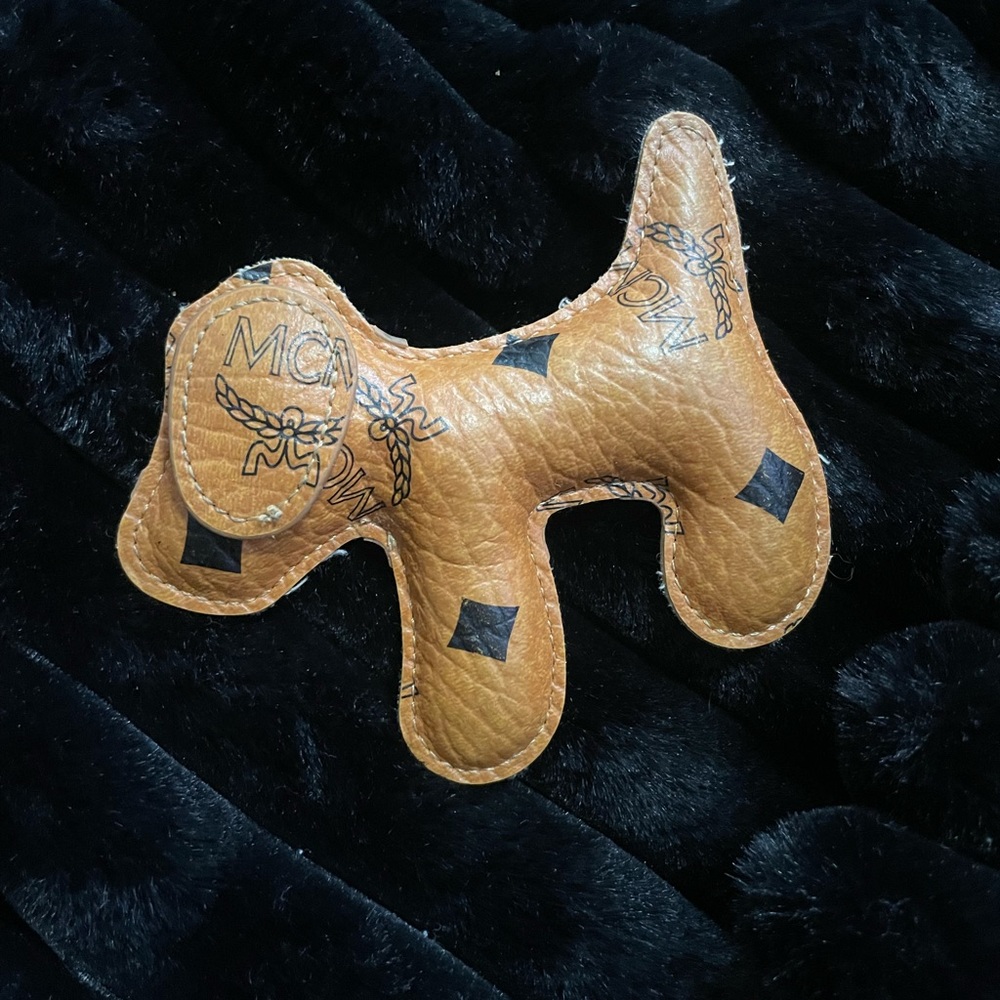 MCM Dog Keychain